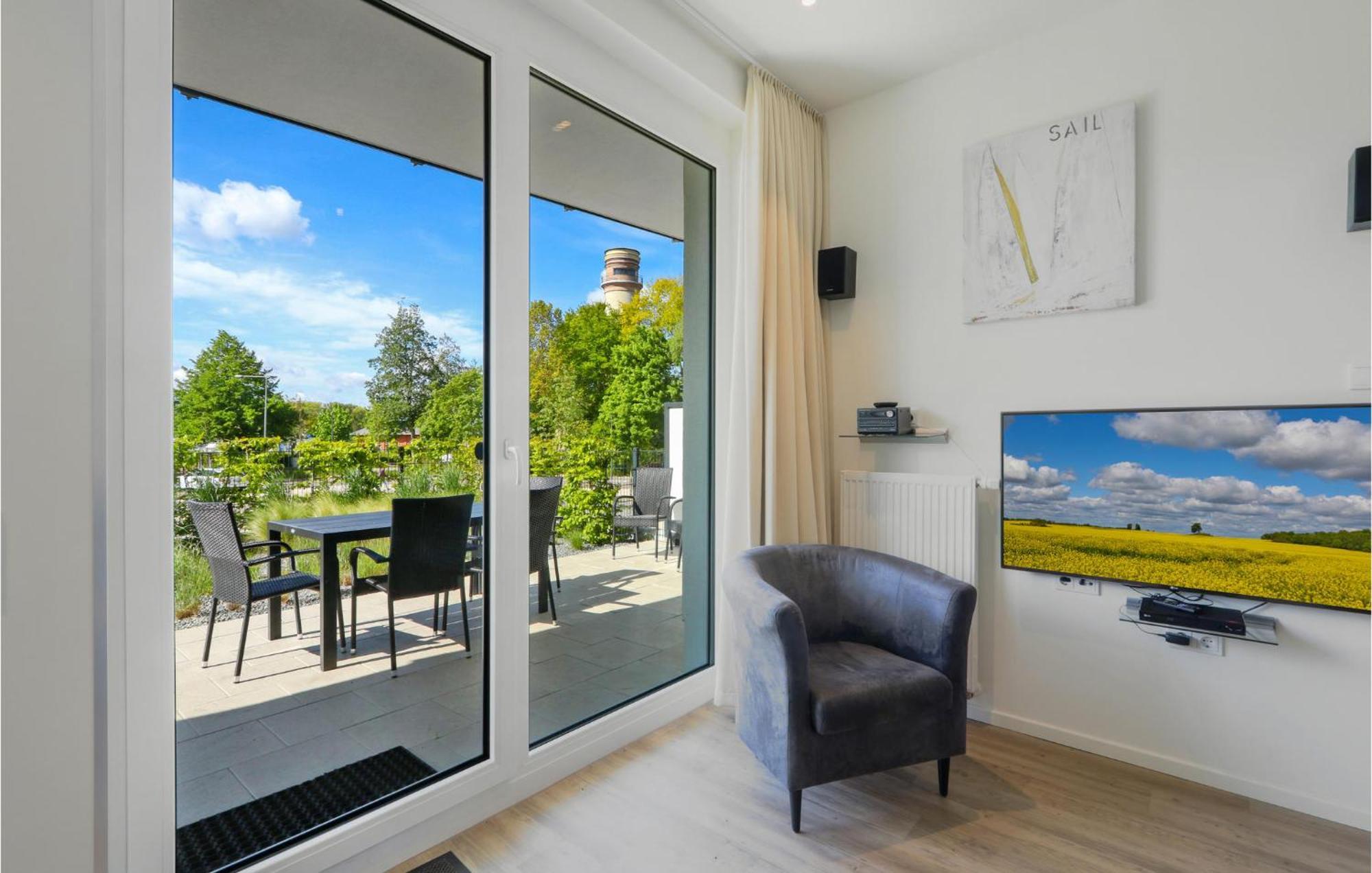 Cozy Apartment In Luebeck Travemuende With Sauna Exterior foto